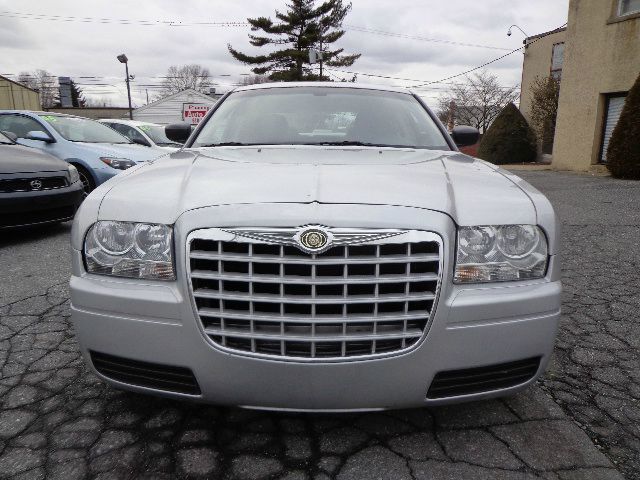 2007 Chrysler 300 Base