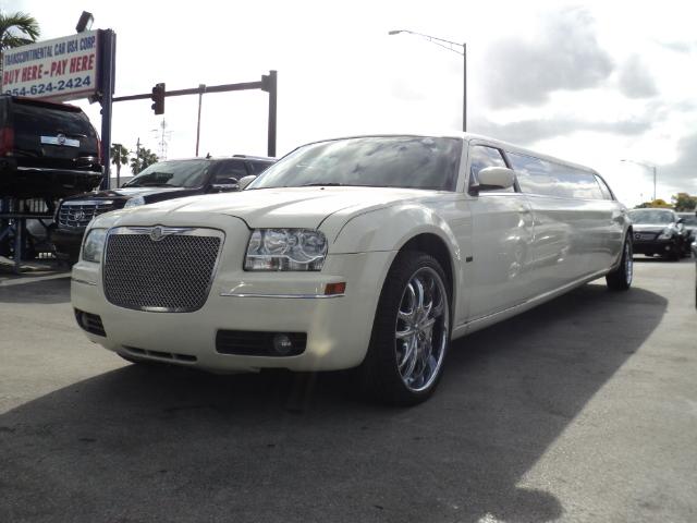 2007 Chrysler 300 Unknown