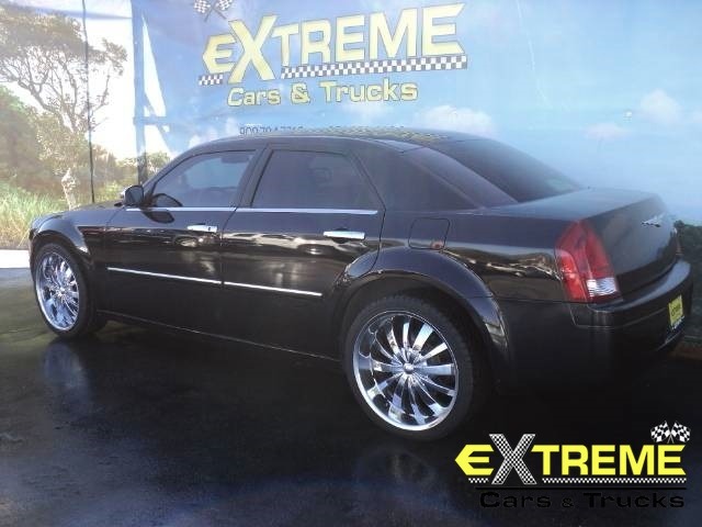 2007 Chrysler 300 Base