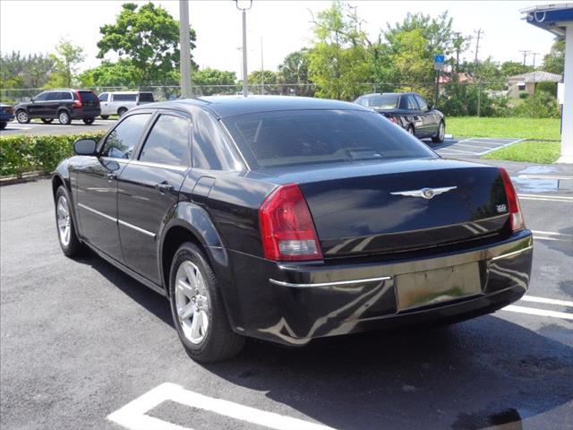 2007 Chrysler 300 626