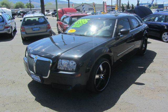 2007 Chrysler 300 Unknown