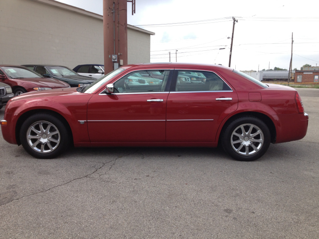 2007 Chrysler 300 Regular Cab