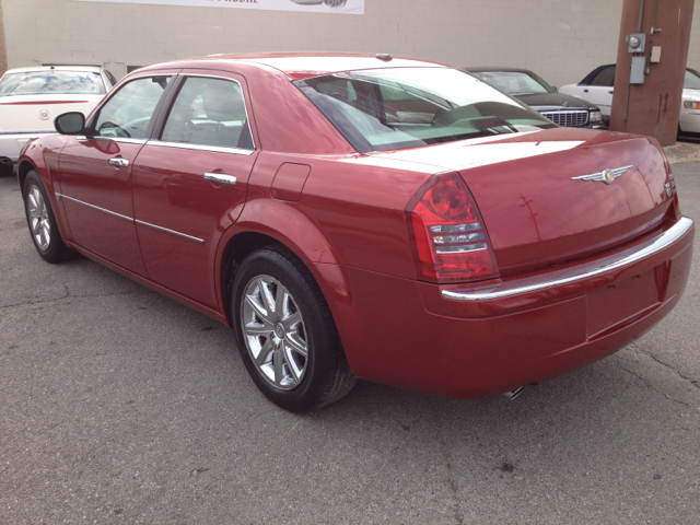 2007 Chrysler 300 Regular Cab