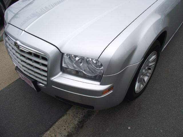 2007 Chrysler 300 Base
