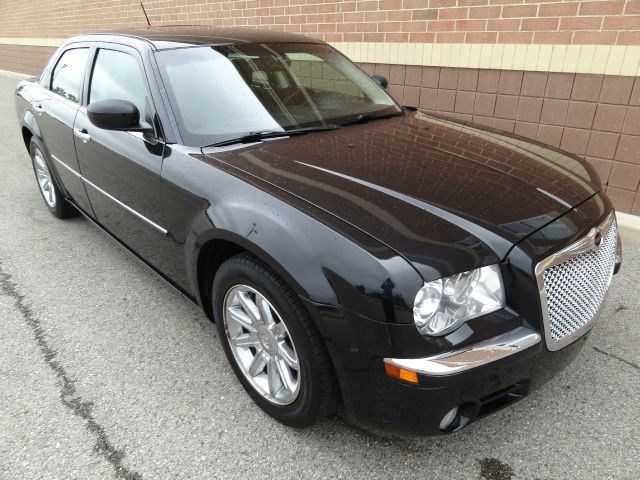 2008 Chrysler 300 SLT 25