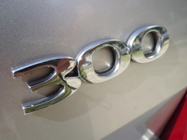 2008 Chrysler 300 Elk Conversion Van