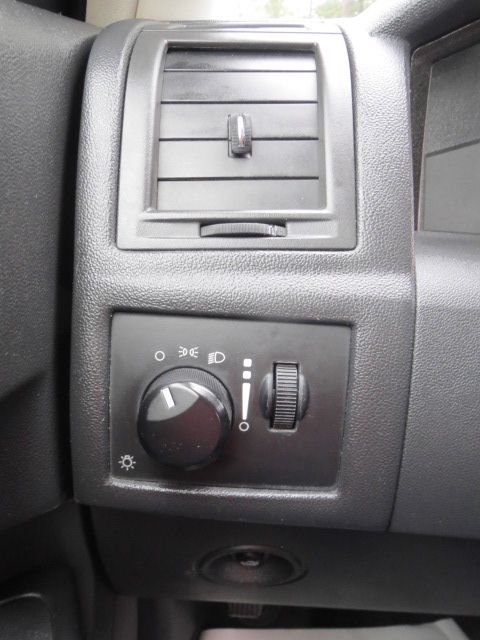 2008 Chrysler 300 Elk Conversion Van