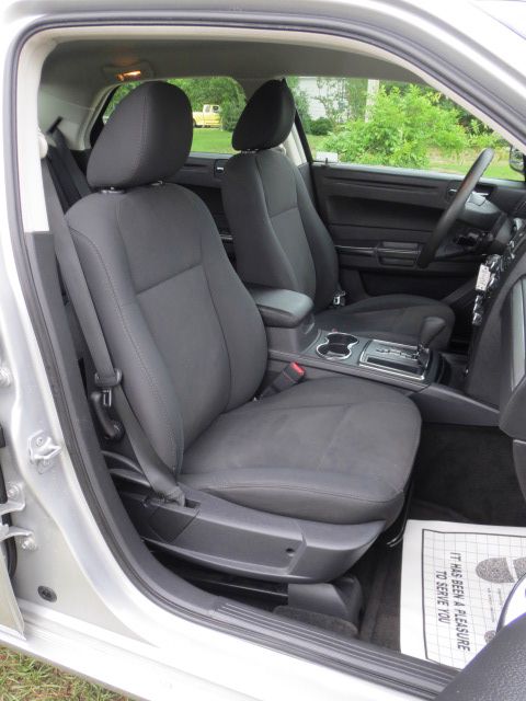 2008 Chrysler 300 Elk Conversion Van