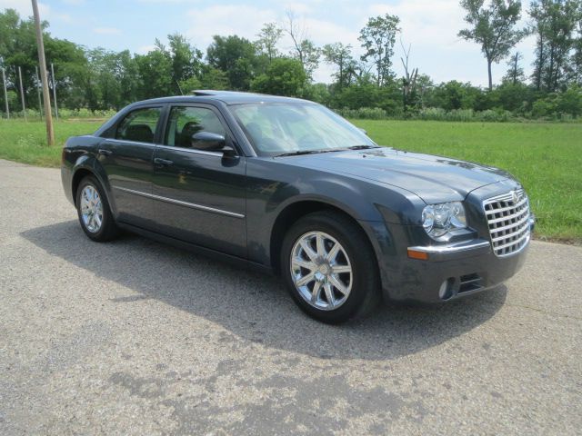 2008 Chrysler 300 Unknown