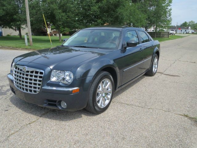 2008 Chrysler 300 Unknown