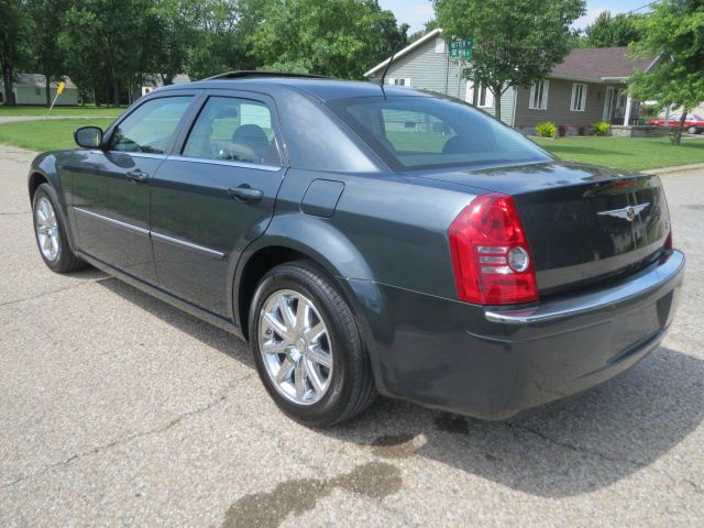 2008 Chrysler 300 Unknown