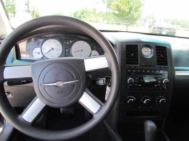 2008 Chrysler 300 XLS Sport 2WD