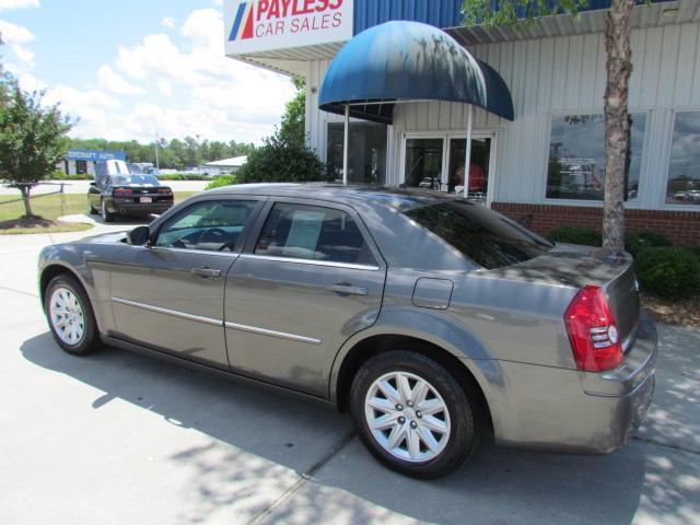 2008 Chrysler 300 XLS Sport 2WD