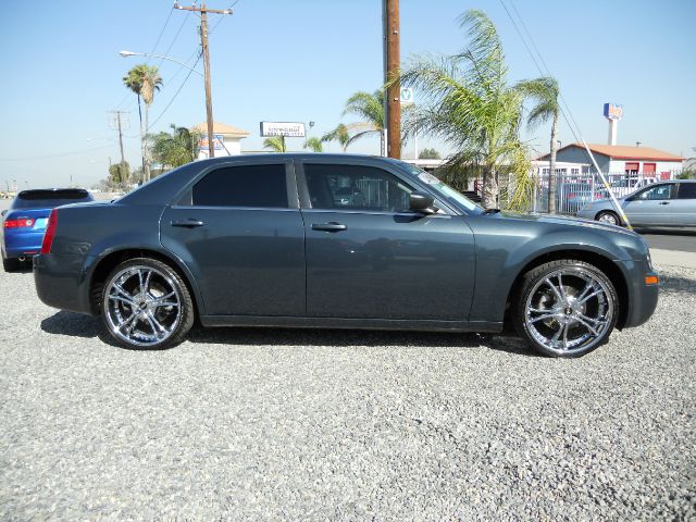 2008 Chrysler 300 GTC
