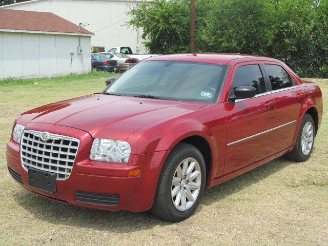 2008 Chrysler 300 Elk Conversion Van