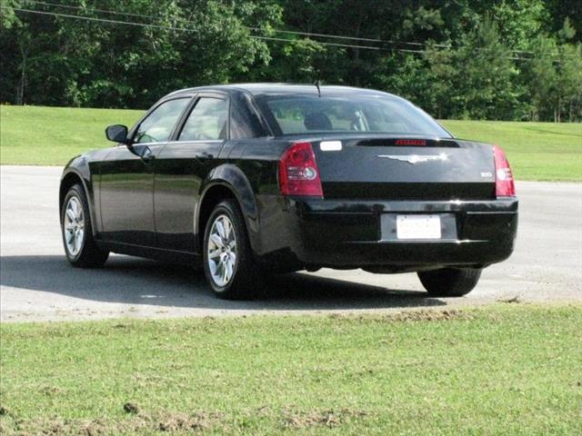 2008 Chrysler 300 XLS Sport 2WD