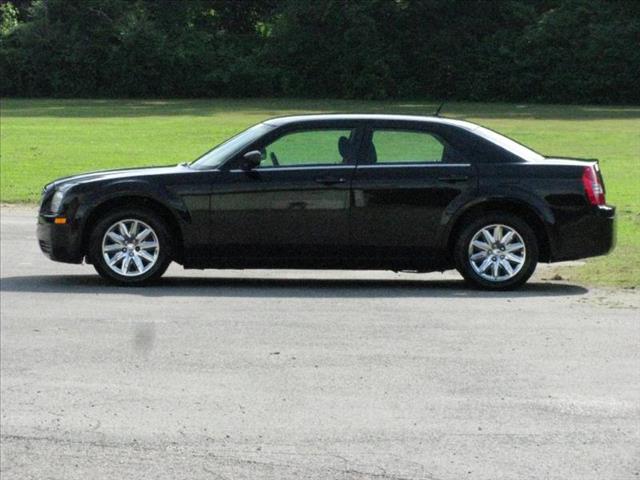 2008 Chrysler 300 XLS Sport 2WD