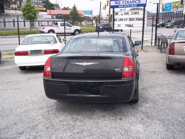 2008 Chrysler 300 Elk Conversion Van
