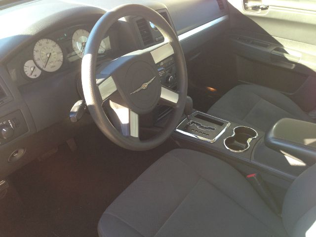 2008 Chrysler 300 Elk Conversion Van