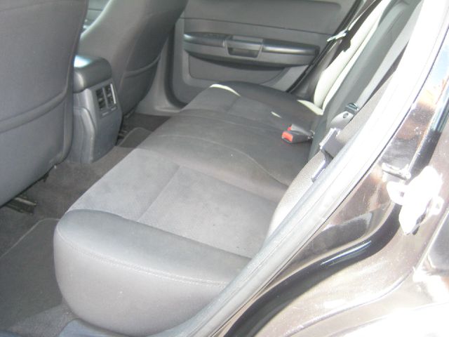 2008 Chrysler 300 Elk Conversion Van