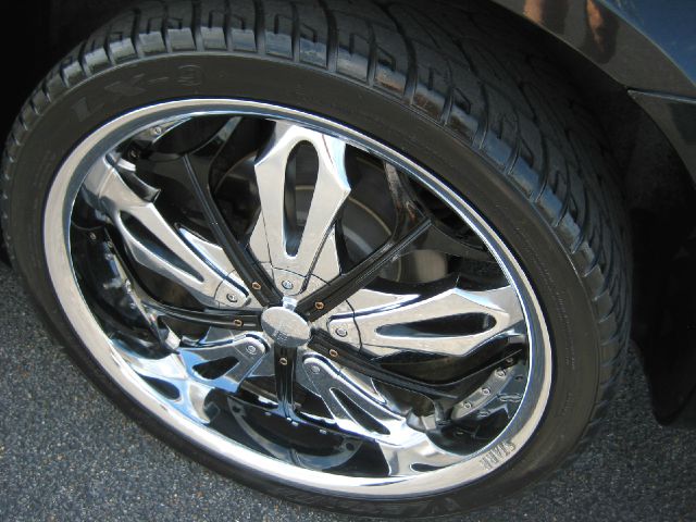 2008 Chrysler 300 Elk Conversion Van