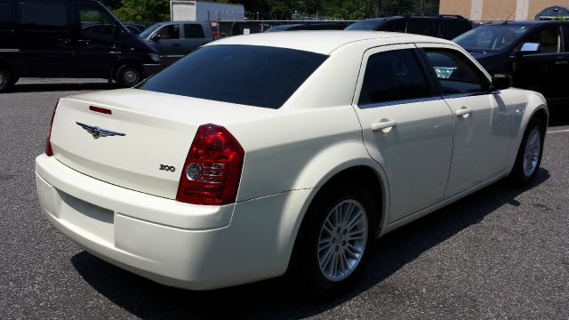 2009 Chrysler 300 Elk Conversion Van