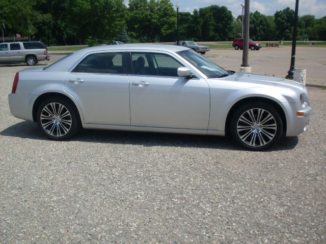 2010 Chrysler 300 CX Plus