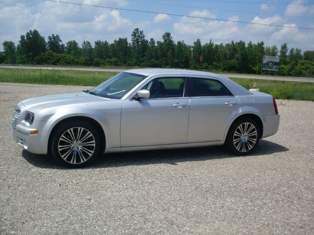 2010 Chrysler 300 CX Plus