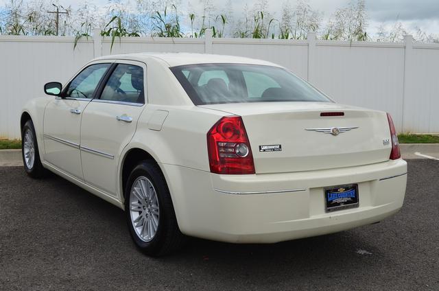 2010 Chrysler 300 3.5