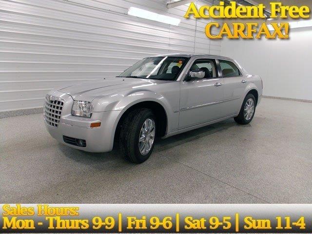 2010 Chrysler 300 Cx-dvd-leather
