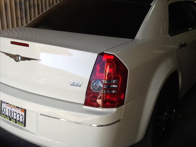 2010 Chrysler 300 3.5