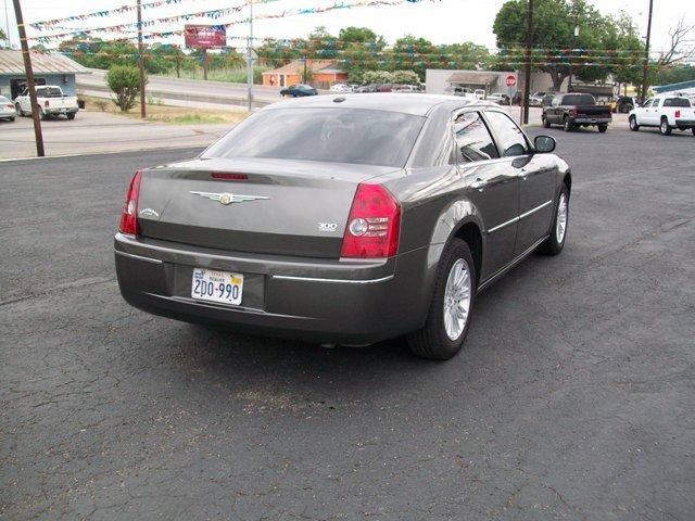 2010 Chrysler 300 Lariat SUER Dutydully