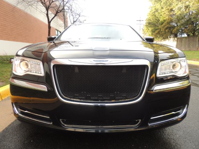 2011 Chrysler 300 Base