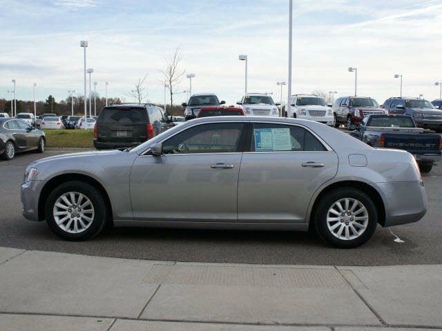 2011 Chrysler 300 Base