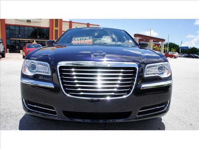 2012 Chrysler 300 Unknown