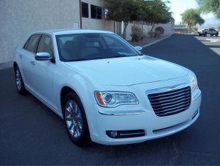 2012 Chrysler 300 Flat-bed 2WD