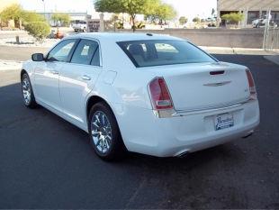 2012 Chrysler 300 Flat-bed 2WD