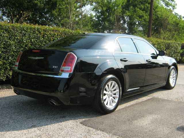2012 Chrysler 300 Base