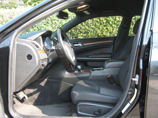 2012 Chrysler 300 Base