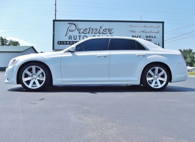 2012 Chrysler 300 XLS 4WD