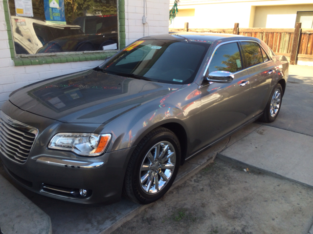 2012 Chrysler 300 Lease For Only 419 A Month