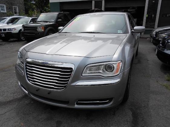 2013 Chrysler 300 5.6S