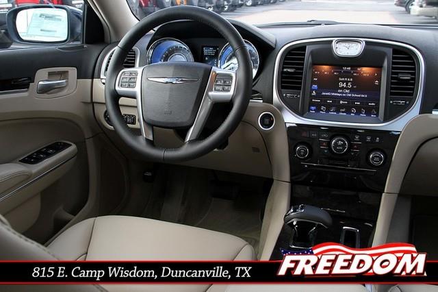 2013 Chrysler 300 Base