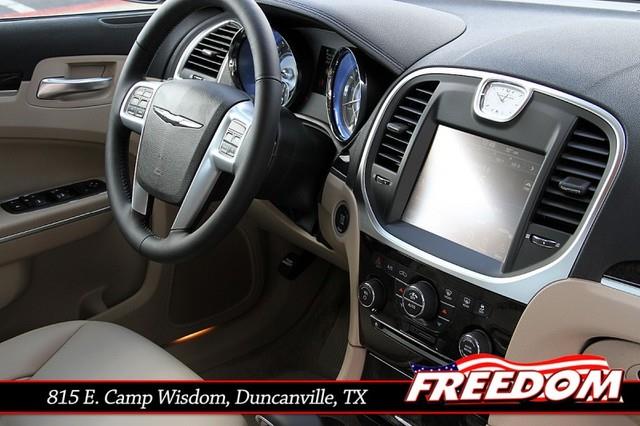 2013 Chrysler 300 Base