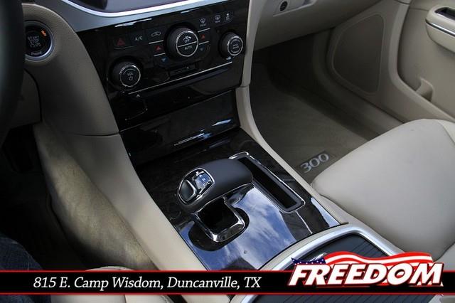 2013 Chrysler 300 Base