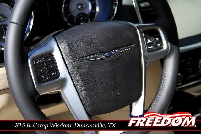 2013 Chrysler 300 Base