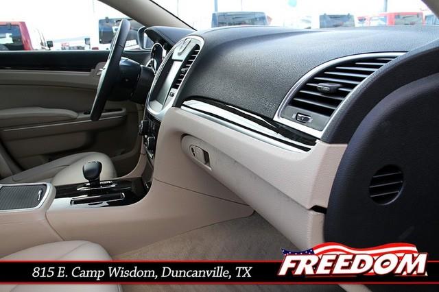 2013 Chrysler 300 Base