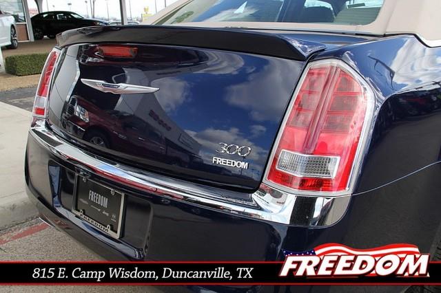 2013 Chrysler 300 Base