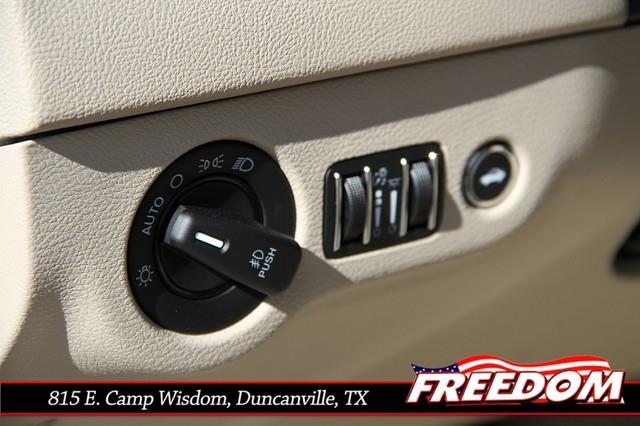 2013 Chrysler 300 Base