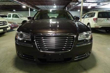 2013 Chrysler 300 EX - DUAL Power Doors